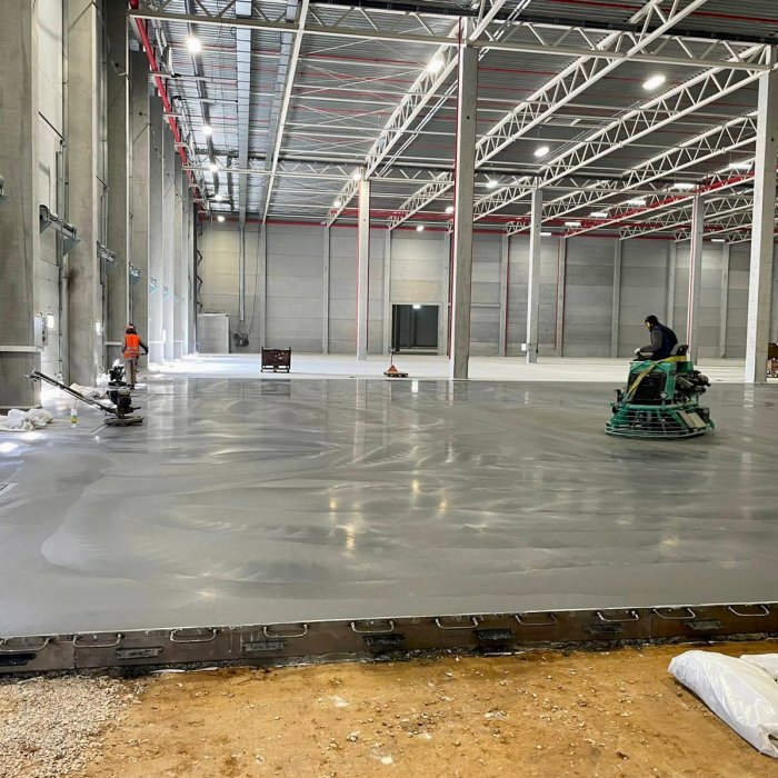 Топпинг Refloor®️ CT-S200 и силер Refloor®️ AC-S200 в крупнейшем индустриальном кластере в России